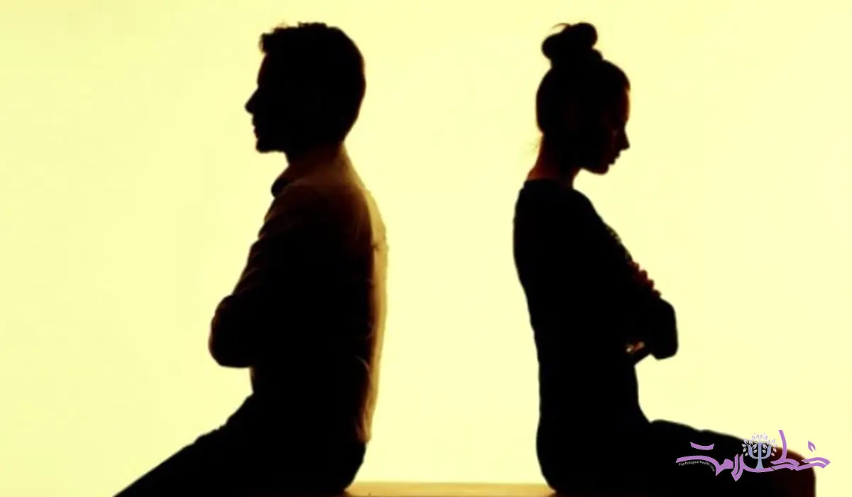 چند دقیقه مکث از قهر و تنش در رابطه جلوگیری می کند؟ 