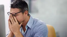 زبان بدن افراد استرسی این 9 علامت را دارد