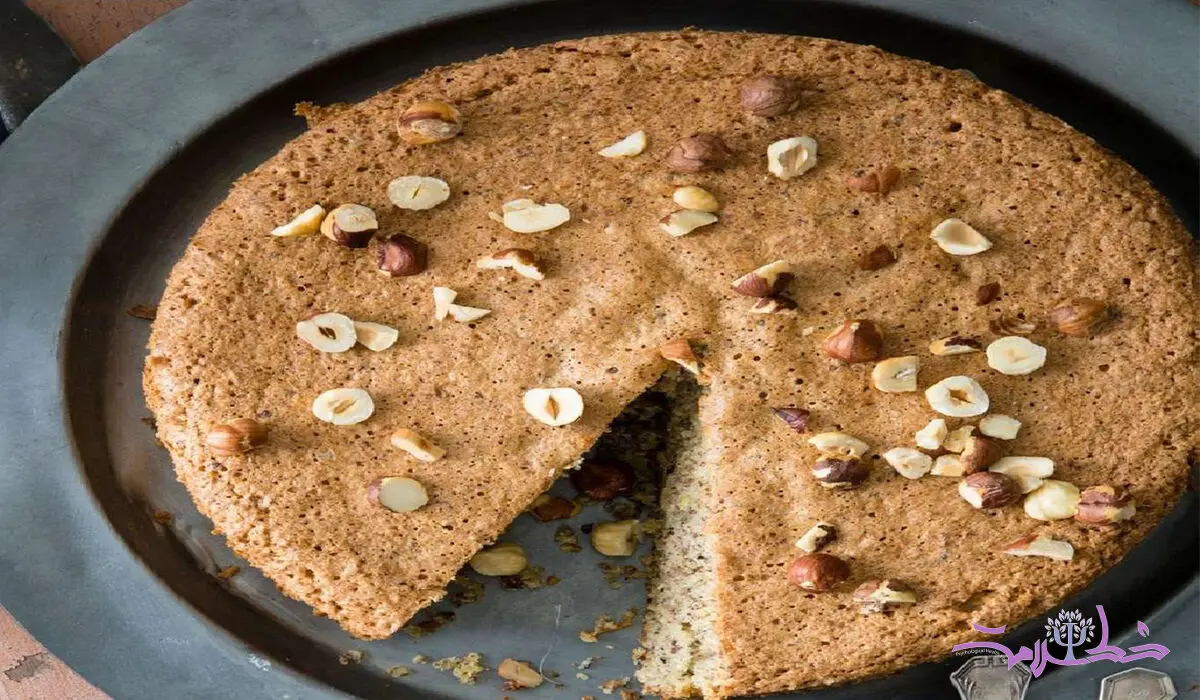 طرز تهیه کیک فندقی با بافت سبک و خوشمزه