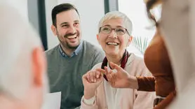 چرا با افزایش سن فداکارتر می شوید؟ + این 10 رفتار نشانه فداکاری است