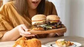 فیلم/ درمان پر خوری عصبی و علل ابتلا به آن را ببینید