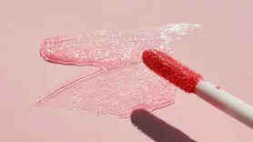 8 روش عالی برای رژ لب خشک شده