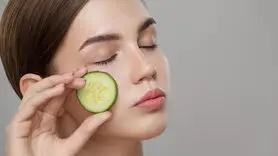 چگونه از خیار برای شادابی پوست استفاده کنیم؟
