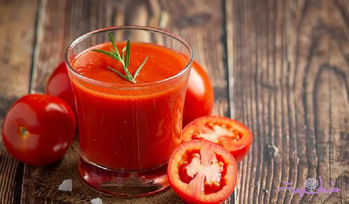 آب گوجه فرنگی چگونه به رشد مجدد موها کمک می کند؟