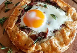 طرز تهیه مینی ساندویچ قارچ و تخم مرغ به سبک کافه‌ و رستوران