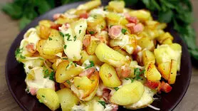 فیلم/ طرز تهیه سیب زمینی پنیری به سبک خاص + فوری و ارزان بدون گوشت