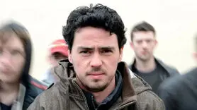 فیلم/  با این 5 راه از رفتن در جمع و صحبت کردن دیگر مضطرب نمی شوید 