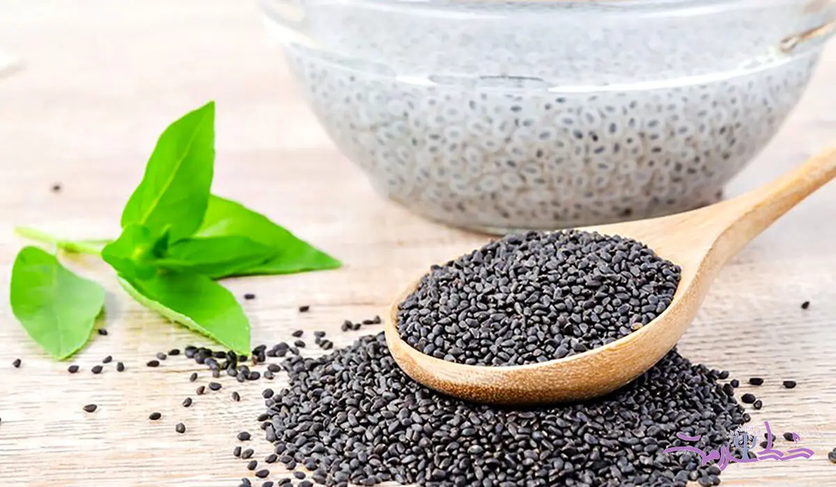 تخم شربتی یا تخم ریحان مناسب ترین انتخاب برای افطاری و سحری