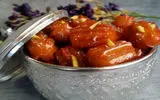 طرز تهیه بامیه سالم و کم‌چرب خوشمزه بدون سرخ کردن در فر و تابه