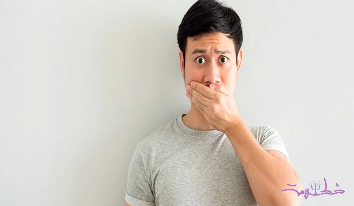 دو عامل اصلی بوی بد دهان را بشناسید + 8 ماده غذایی