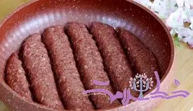 چگونه کباب تابه‌ای لذیذ درست کنیم؟ ترفندهایی برای طعمی ایده‌آل