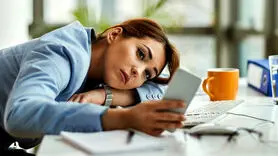 چگونه تعلل و تنبلی کردن را مدیریت کنیم؟+6 اصل ACT برای مقابله با تعلل