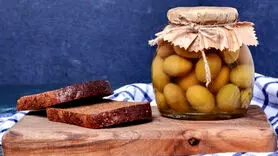 طرز تهیه ترشی چاقاله بادام ساده و خوشمزه