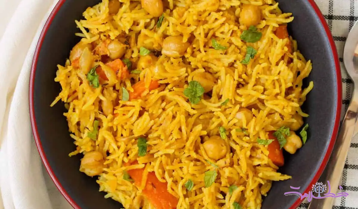 طرز تهیه نخود پلو به سبک اسپانیایی ها
