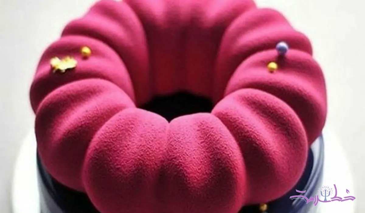 طرز تهیه دسر توت فرنگی/ این دسر شیک و زیبای بهاری ارزان و خوشمزه را امتحان کنید