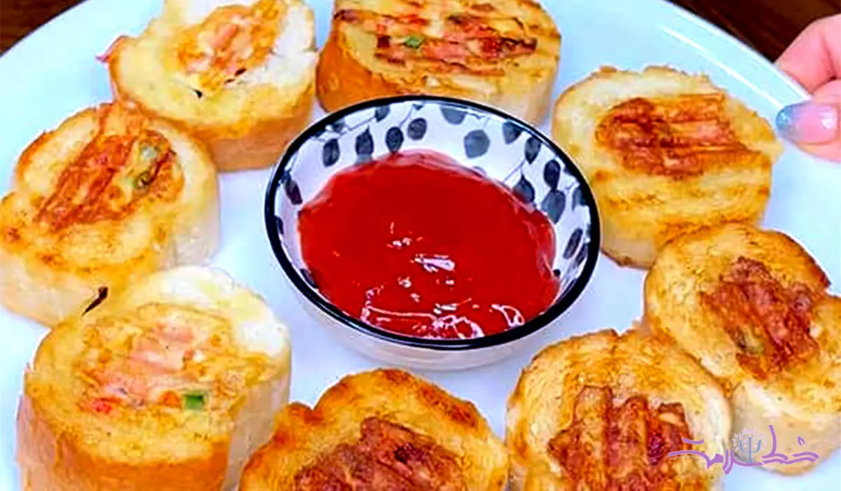 طرز تهیه فینگر فود با کالباس و نان تست / فوری و خوشمزه