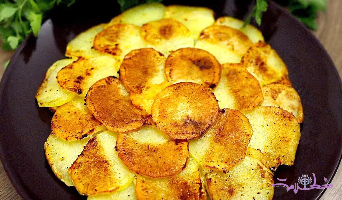 فیلم/ طرز تهیه کوکو مدرن و جذاب با سیب زمینی + شام فوری ارزان و بدون گوشت 