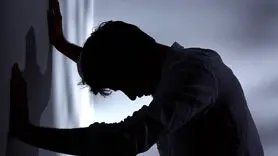 ۵ جمله‌ای که نباید به افراد سوگوار گفت