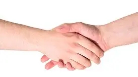  تست شخصیت شناسی/ ویژگی شخصیت تان را از مدل دست دادن تان بشناسید!