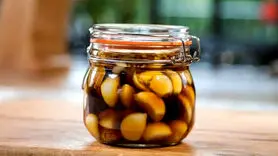 سیر و آبغوره دوای هزار درد بی درمان است/ اگر بدانید دست بردار نیستید