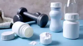 کراتین ایمن است؟ + 7 عارضه جانبی این مکمل تقویت کننده قدرت
