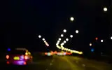 چرا در تاریکی رنگ‌ها ناپدید می‌شوند؟ راز علمی پشت خاکستری شدن دنیا بعد از غروب