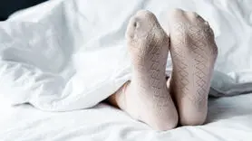 معجزه عجیب خوابیدن با جوراب / بهترین جوراب‌ها برای خواب / چه کسانی نباید با جوراب بخوابند؟