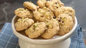طرز تهیه یک نوع شیرینی که مغز را تقویت می کند