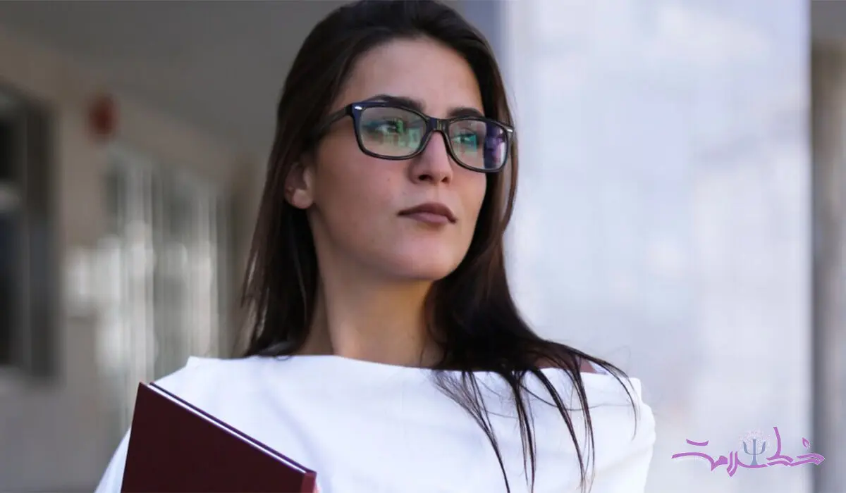 زندگی بدون عشق با این 9 ویژگی شخصیت خود را نشان می دهد