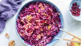 طرز تهیه سالاد انار برای شب یلدا