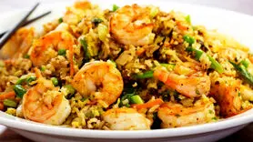 طرز تهیه میگو پلو به سبک  بانوان جنوب ایران