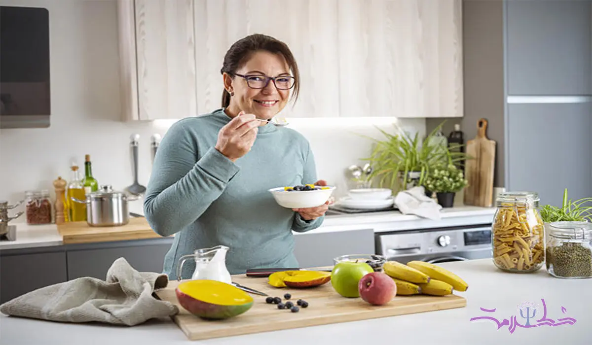 چرا صبحانه مهم است، حتی وقتی گرسنه نیستید؟