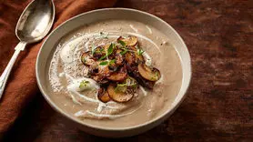 طرز تهیه سوپ خوش عطر قارچ و تلخون