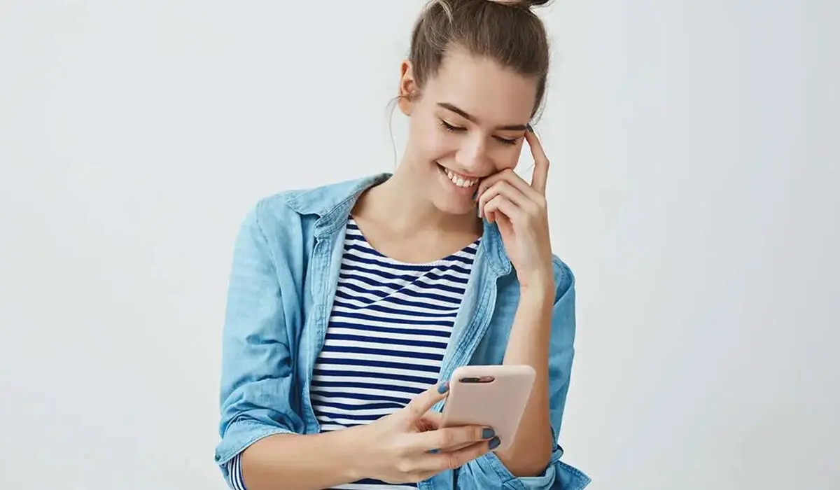 روانشناسی شخصیت / عوض کردن پشت سر هم عکس پروفایل با مشکلات شخصیت رابطه دارد 