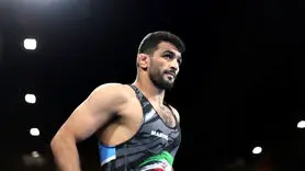  حسن یزدانی پس از عمل کتف در فرانسه امروز به ایران بازگشت 