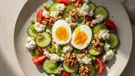 افسردگی و بی انگیزگی داری؟ این میان وعده از مواد اولیه مغز حمایت می کند!/ ترکیب شگفت انگیز تخم مرغ ،گردو با سبزیجات تازه