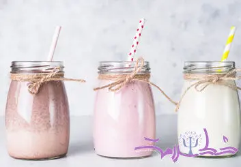 شیر ماه صورتی چیست؟ / طرز تهیه نوشیدنی آرامش‌بخش و مقوی برای خواب بهتر