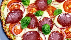 فیلم/ خاص ترین پیتزای سبزیجات بدون نیاز به خمیر + فوری و ساده