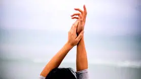 قدرت حرکات کششی در کاهش اضطراب + آموزش سه حرکت کششی برای کاهش استرس روزانه