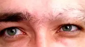 ترفندی ساده برای داشتن ابروهایی پرپشت و طبیعی