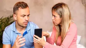 5 راه برای کاهش ناامنی رمانتیک / از غرق شدن شریک زندگیتان جلوگیری کنید!