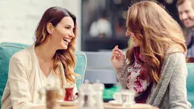 پاسخ‌های مناسب به جمله یکی طلبت از مودبانه تا طنزآمیز