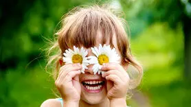 فیلم/ واکنش دیدنی مردم وقتی به آن ها می گویند زیبا هستید