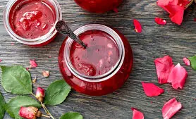 طرز تهیه مربای گل محمدی + نکات کلیدی