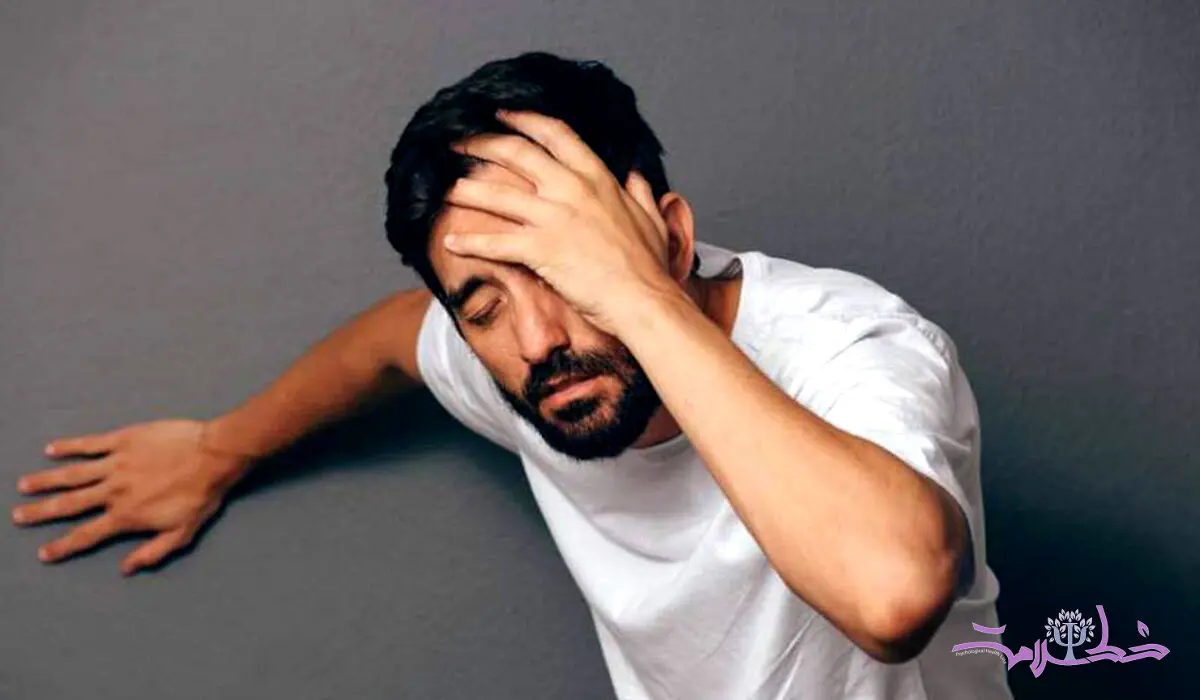 علت سرگیجه چیست؟ + چگونه بخوابید تا سرگیجه کاهش یابد