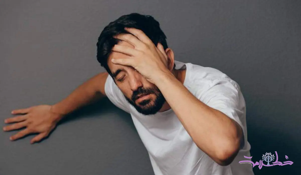 علت سرگیجه چیست؟ + چگونه بخوابید تا سرگیجه کاهش یابد