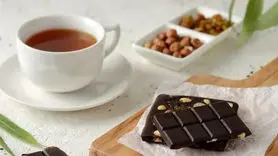 چای تان را فقط این نوع شکلات بخورید تا استرس و افسردگی تان کاهش یابد