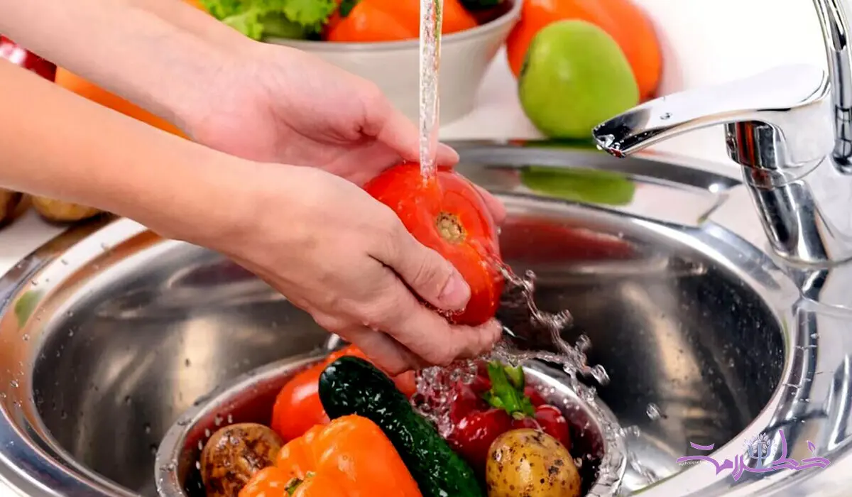 شستن میوه و سبزیجات برای از بین بردن آفت‌کش‌ها کافی است؟