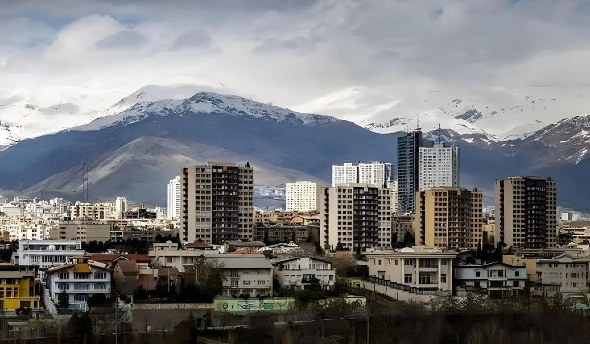 بازار مسکن تهران به دو نیم تقسیم شد؛ برخی می‌خرند، برخی می‌فروشند