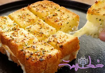 فیلم/ طرز تهیه تست سیر و عسل پنیری به سبک سرآشپز ایتالیایی + خوشمزه و ارزان 